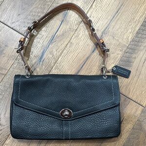 Coach Vintage Black and Tan Chelsea Shoulder Bag
